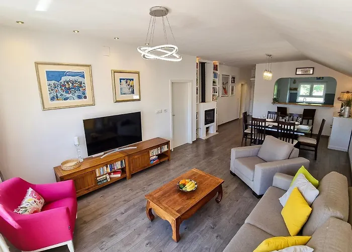 Apartamento High Horizon - Sun, Space & Blue Skies Mlini